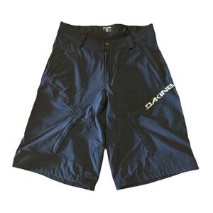 Dakine Mountain Biking Shorts Size 32 Men's Black Snap Zipper Closure 14" Inseam